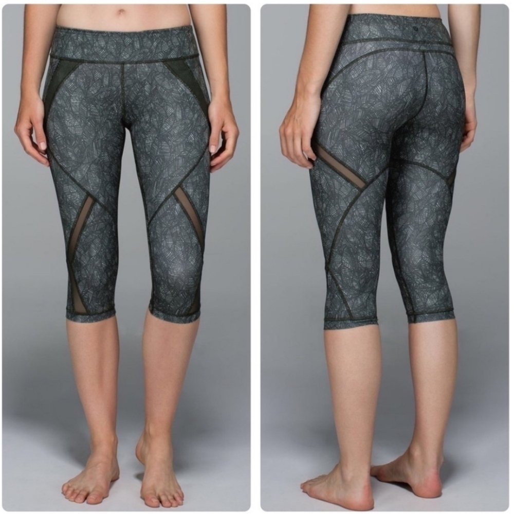 Lulu🍋 LULULEMON Cool To Street Crop Leggings Jazzy White Gator Green Leaf 8